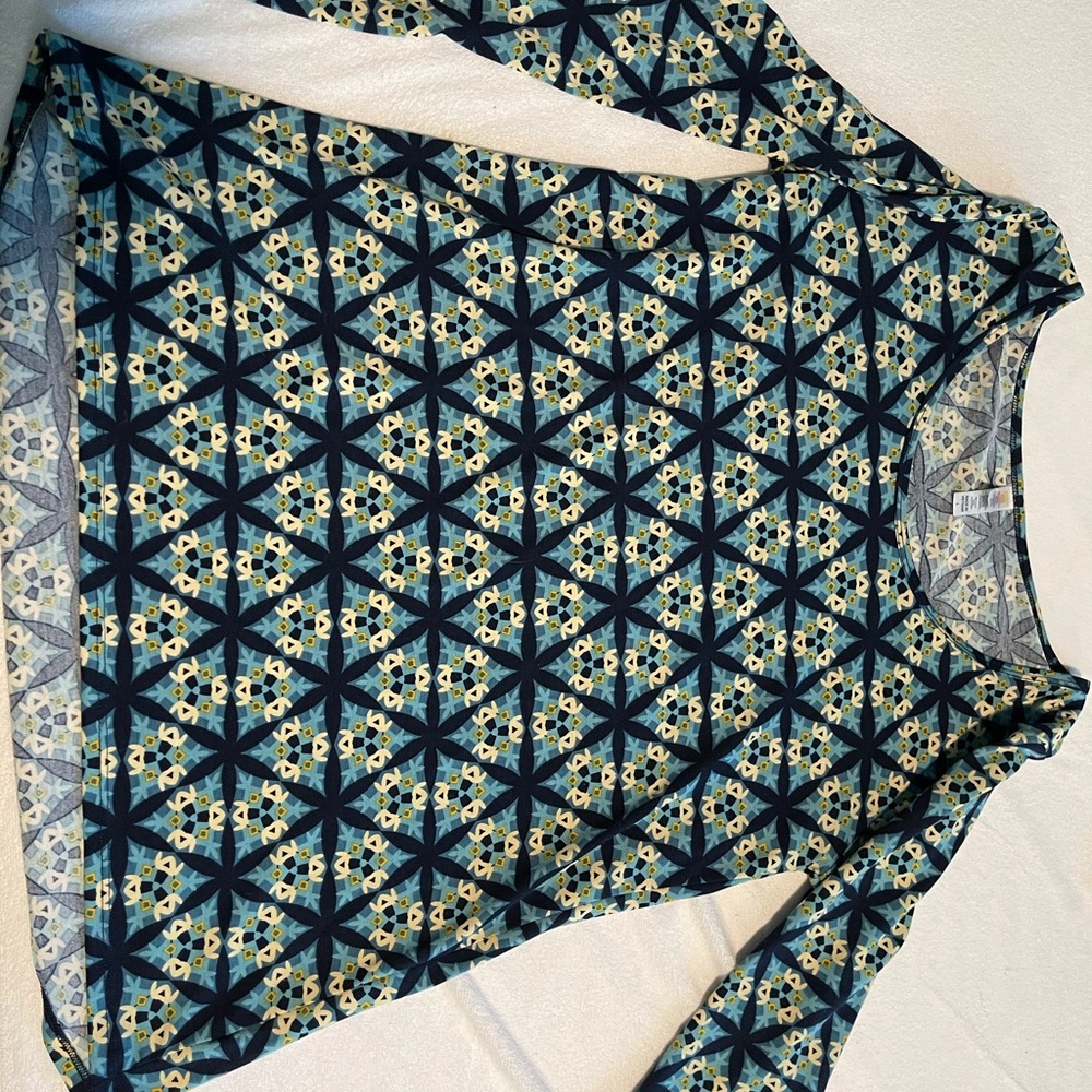 Lularoe Top - Picture 3 of 3